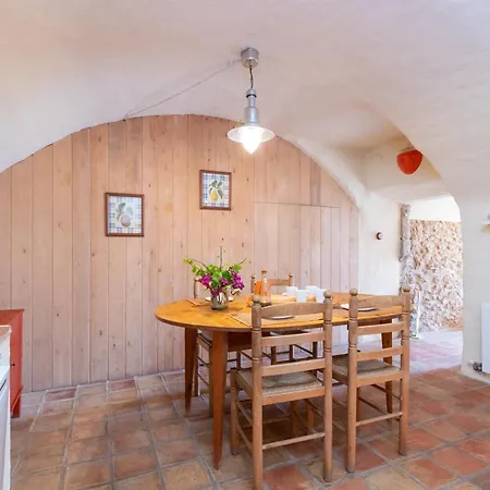 Hotel Casa Vella *
